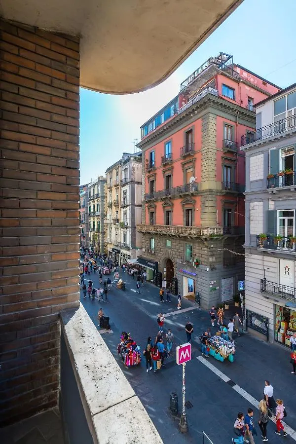 Toledo Stylish Apartments By Wonderful Italy Naples